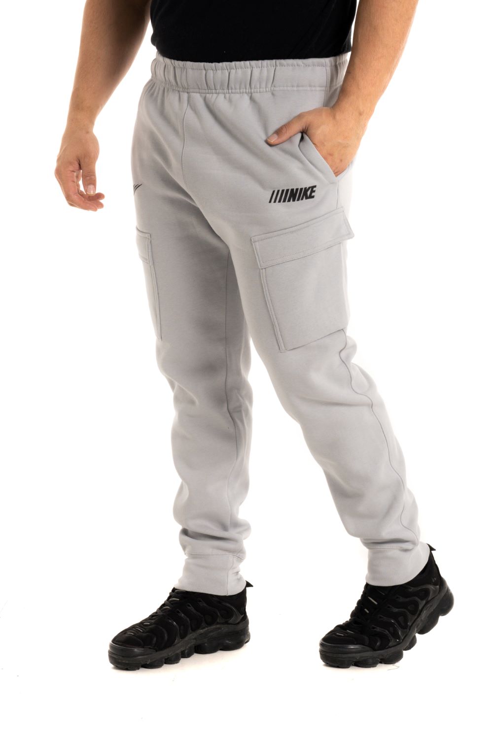 Nike Standard Issue Fleece Cargo Joggers