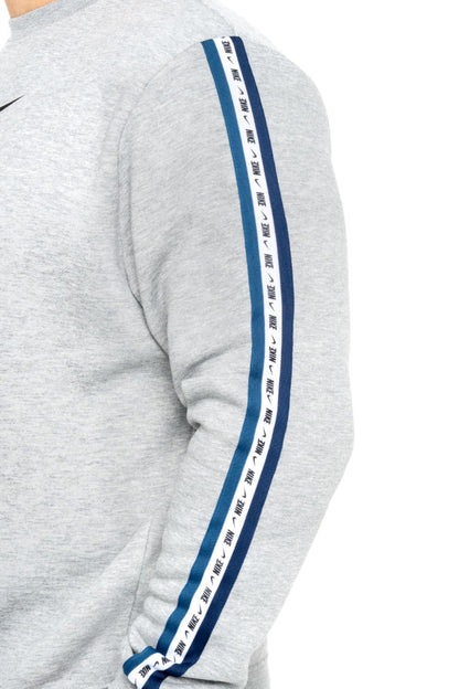 Nike Repeat Sweatshirt